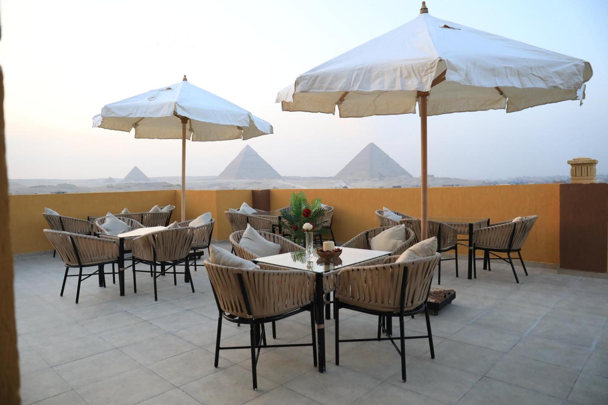 Pyramids Heart Hotel Kafrat al Jabal Exterior photo